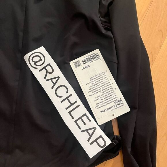 $108 Lululemon Tight Fit Lined Long Sleeve black size large - Picture 4 of 6